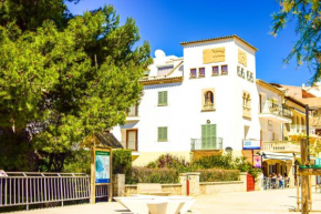 Гостиница Apartamentos Torre Playa  Порт Дэ Польенса